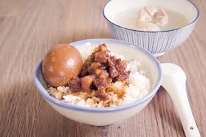 卤肉饭简单4步做出来