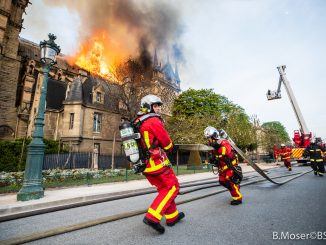 巴黎圣母院消防员