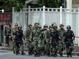 七五事件, 目击者, 中共开枪, 新疆, 镇压