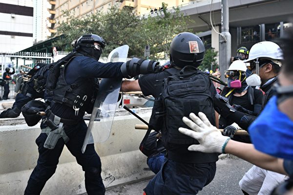 香港反送中, 观塘游行, 港铁, 催泪弹