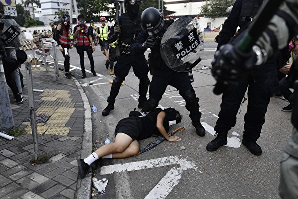 香港反送中, 观塘游行, 港铁, 催泪弹