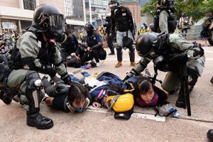  香港大游行, 全球反极权