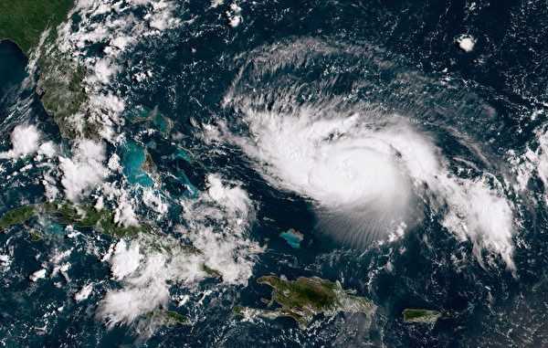 Florida Prepares For The Arrival Of Hurricane Dorian