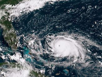 美国飓风, 多利安风暴, 航班取消