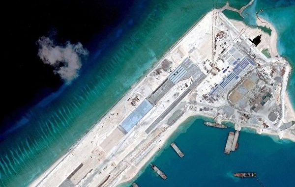 澳大利亚表示,中共在南海领土主张和海事请求是“无效的”,并不符合国际海洋法公约。这是澳大利亚对中共的又一强势表态,也说明美澳在此问题上步调一致。图为中共在南海建立人造岛屿。 澳大利亚表示,中共在南海领土主张和海事请求是“无效的”,并不符合国际海洋法公约。这是澳大利亚对中共的又一强势表态,也说明美澳在此问题上步调一致。图为中共在南海建立人造岛屿。