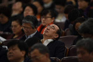 越反越腐 上半年被处分中共干部同比增近三成