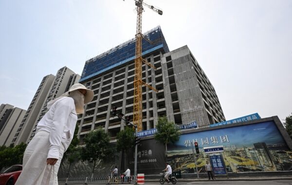CHINA-ECONOMY-POLITICS