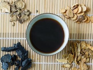 一碗汤药与当归等中药材